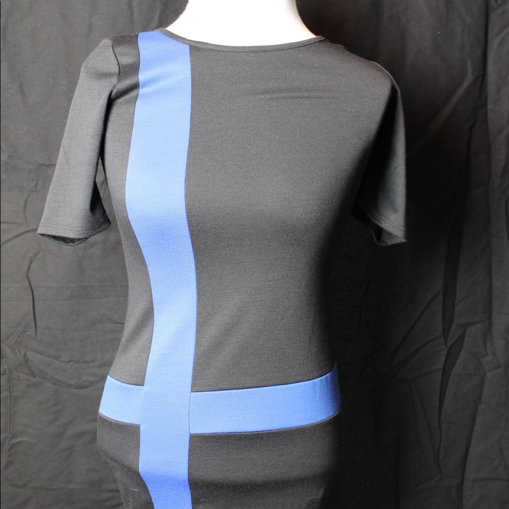 Women’s shift dress size S. XP. D4